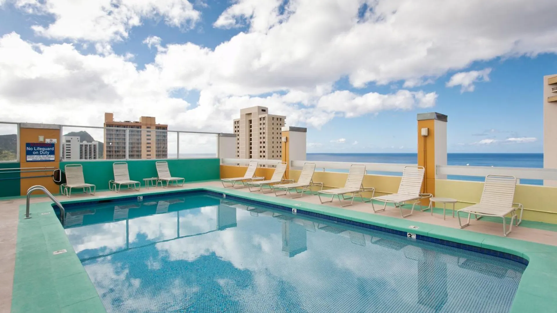 Stylish, Newly Renovated Condo Near Waikiki Beach! Honolulu 0*,